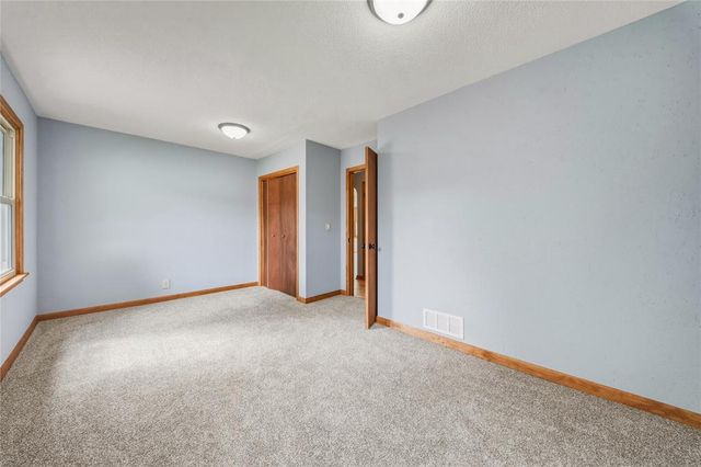 1021 Essex Street, Eau Claire, WI 54703