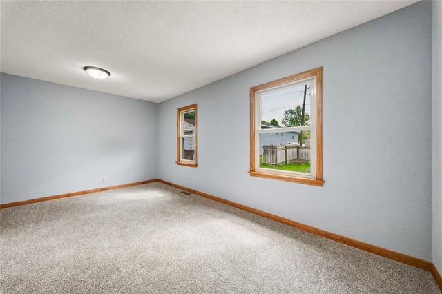 1021 Essex Street, Eau Claire, WI 54703