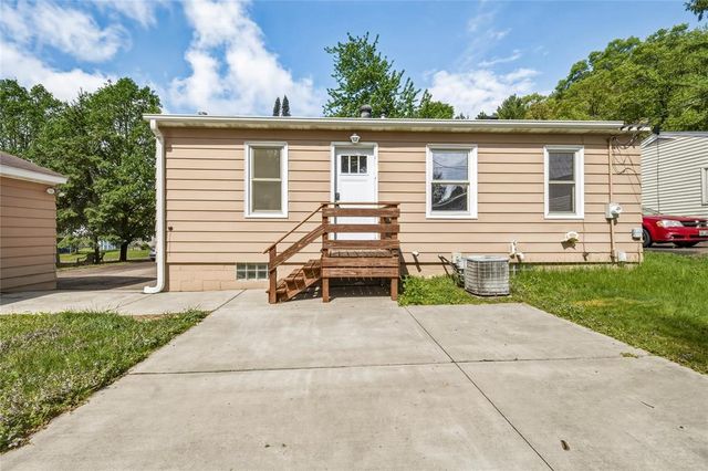 1021 Essex Street, Eau Claire, WI 54703