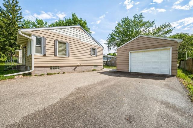 1021 Essex Street, Eau Claire, WI 54703