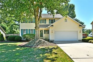 2158 Celestial Drive NE, Warren, OH 44484