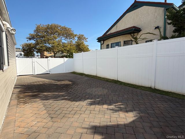 400 E Beech Main, Long Beach, NY 11561