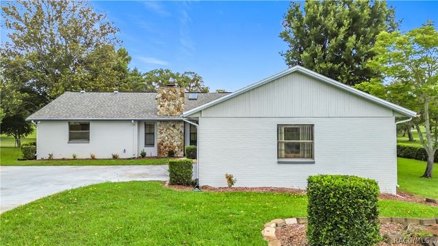 8831 E Sandpiper Drive, Inverness, FL 34450