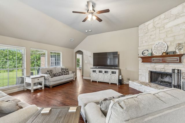 301 Tobiano Court, Celina, TX 75009