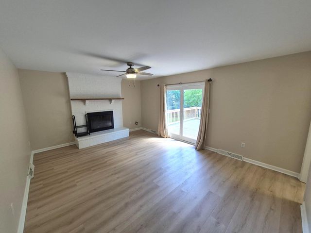 1406 PRINCETON RD, Mechanicsburg, PA 17050