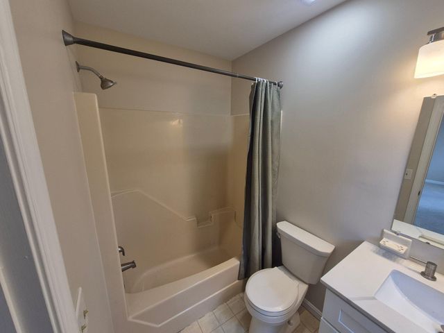 1406 PRINCETON RD, Mechanicsburg, PA 17050