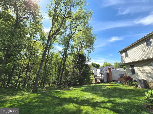 1406 PRINCETON RD, Mechanicsburg, PA 17050