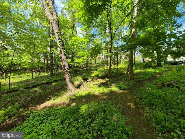 1406 PRINCETON RD, Mechanicsburg, PA 17050
