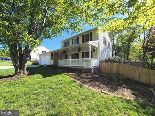 1406 PRINCETON RD, Mechanicsburg, PA 17050