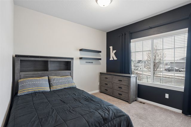 300 NE Tanzanite Court, Grimes, IA 50111