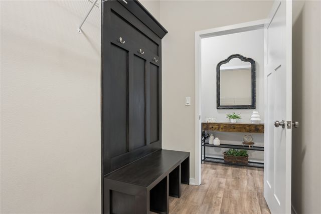 300 NE Tanzanite Court, Grimes, IA 50111