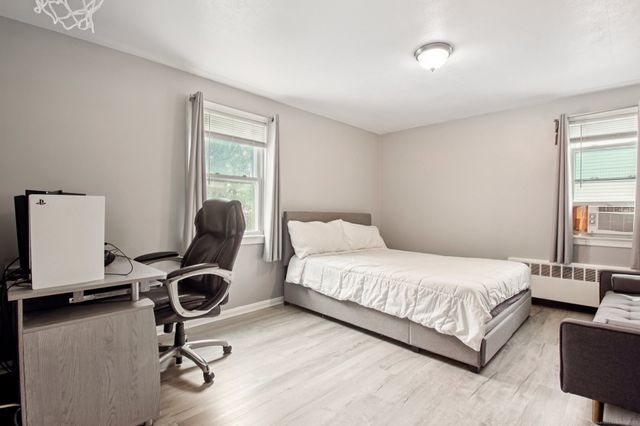 139 Yale Street, Hartford, CT 06106