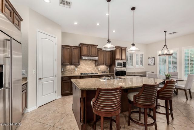 4390 S WHITE Drive, Chandler, AZ 85249