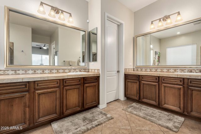 4390 S WHITE Drive, Chandler, AZ 85249