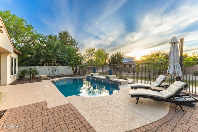 4390 S WHITE Drive, Chandler, AZ 85249