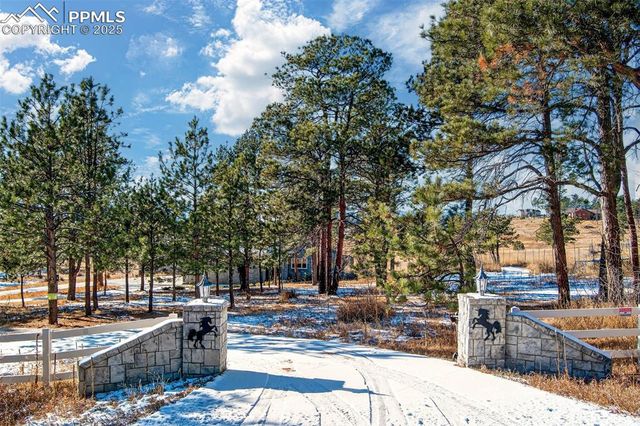 13950 Herring Road, Colorado Springs, CO 80908