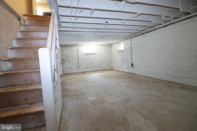75 PARK DR, Cherry Hill, NJ 08002