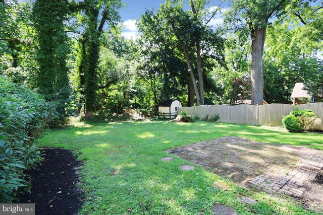 75 PARK DR, Cherry Hill, NJ 08002
