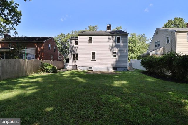 75 PARK DR, Cherry Hill, NJ 08002