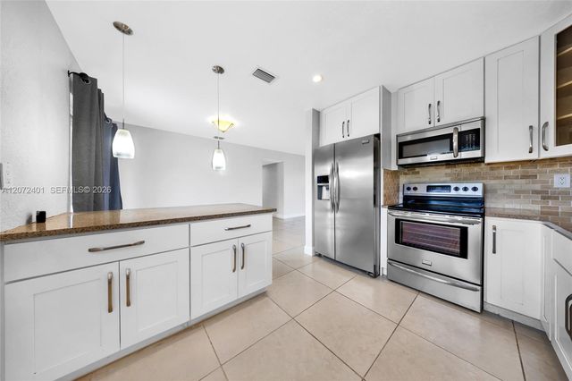 8801 SW 17th Street, Miami, FL 33165
