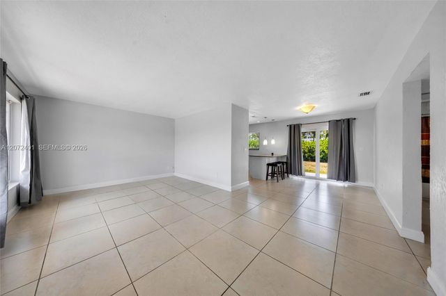 8801 SW 17th Street, Miami, FL 33165