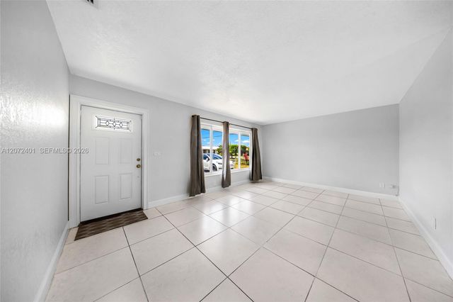 8801 SW 17th Street, Miami, FL 33165