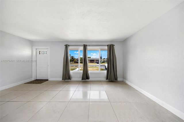 8801 SW 17th Street, Miami, FL 33165