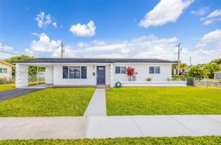 8801 SW 17th Street, Miami, FL 33165