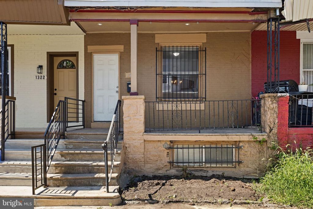 1320 S LINDENWOOD ST, PHILADELPHIA, PA 19143 — photo 3