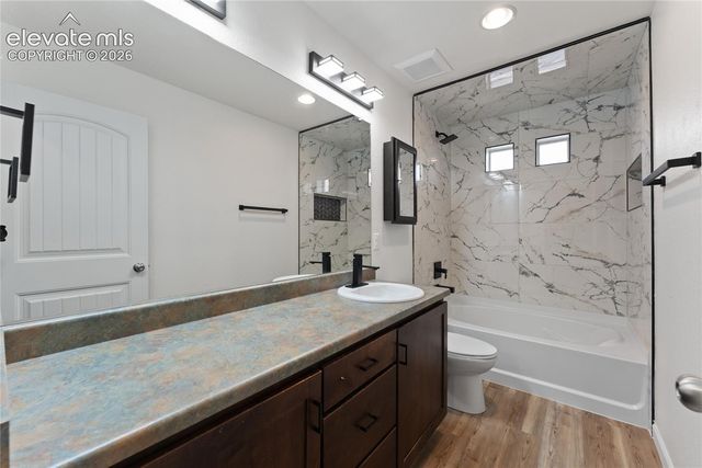 8290 Longleaf Lane, Colorado Springs, CO 80927