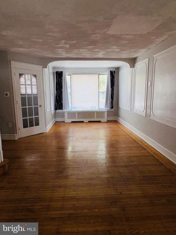7327 N 20TH ST, Philadelphia, PA 19138