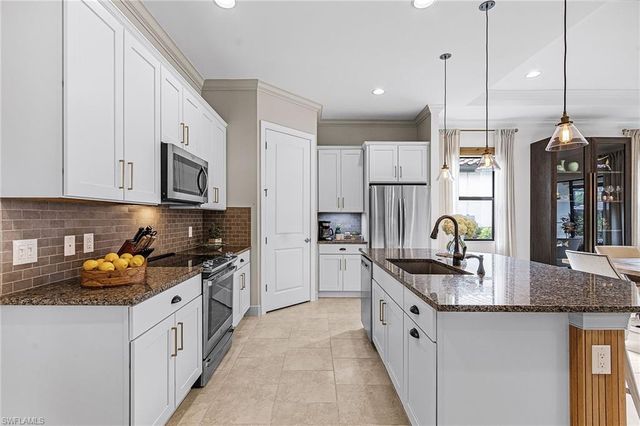 11574 Onyx CIR, Fort Myers, FL 33913