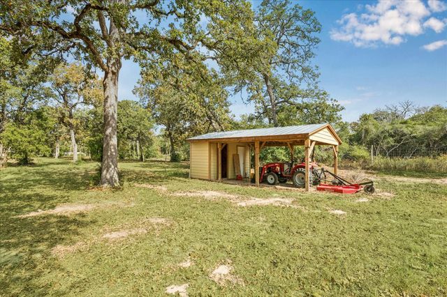 6618 Stokes Road, Bellville, TX 77418