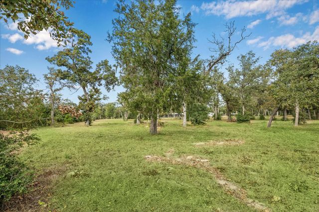 6618 Stokes Road, Bellville, TX 77418