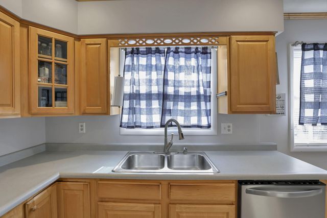 79 James Avenue, Heath, OH 43056