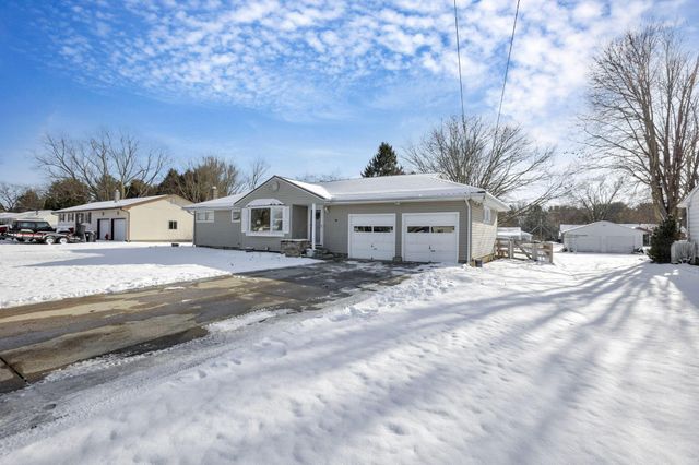 79 James Avenue, Heath, OH 43056