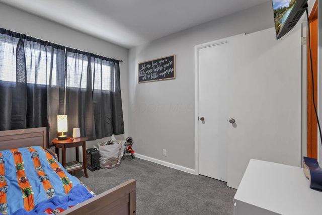 79 James Avenue, Heath, OH 43056