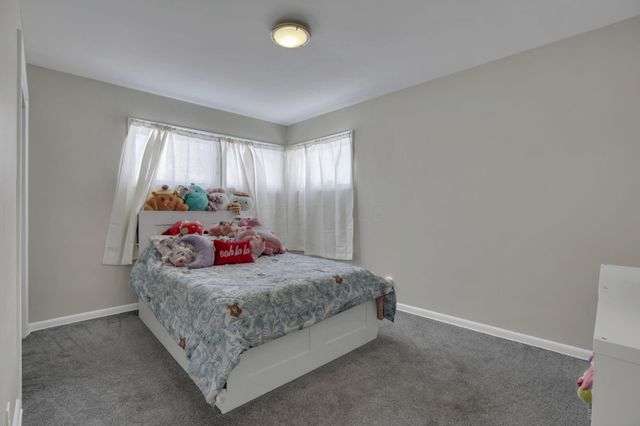 79 James Avenue, Heath, OH 43056