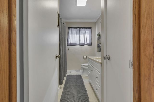 79 James Avenue, Heath, OH 43056