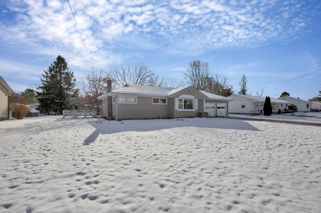 79 James Avenue, Heath, OH 43056