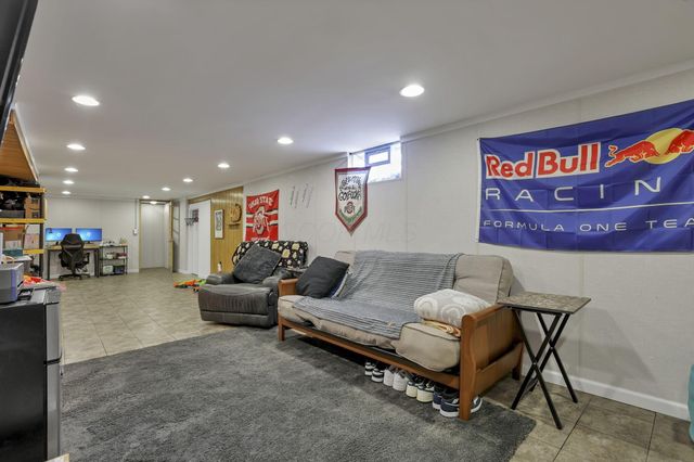 79 James Avenue, Heath, OH 43056