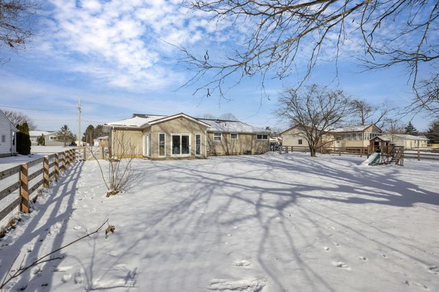 79 James Avenue, Heath, OH 43056