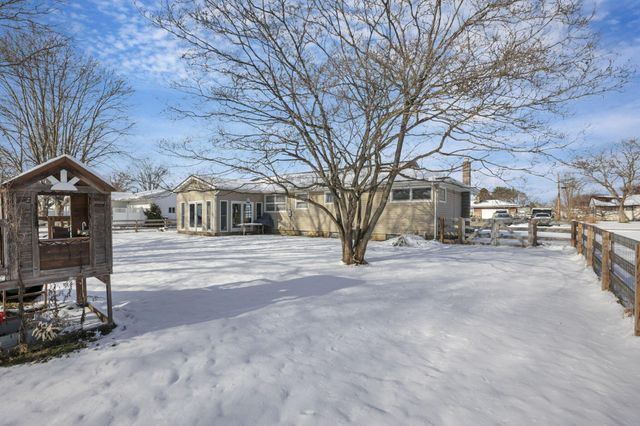 79 James Avenue, Heath, OH 43056