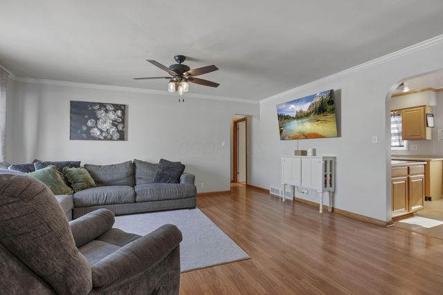 79 James Avenue, Heath, OH 43056