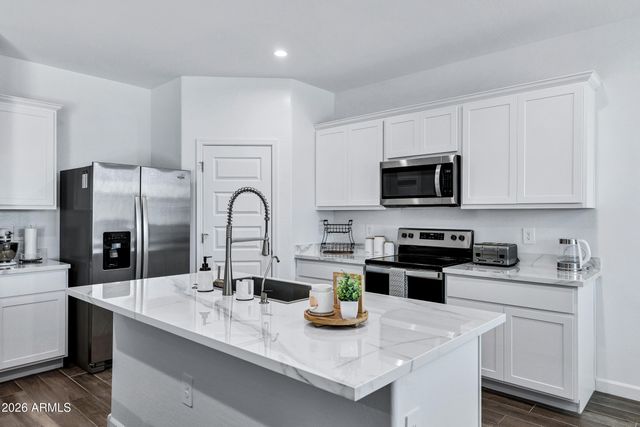 2939 W Shanley Ave Avenue, Apache Junction, AZ 85120