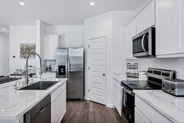 2939 W Shanley Ave Avenue, Apache Junction, AZ 85120