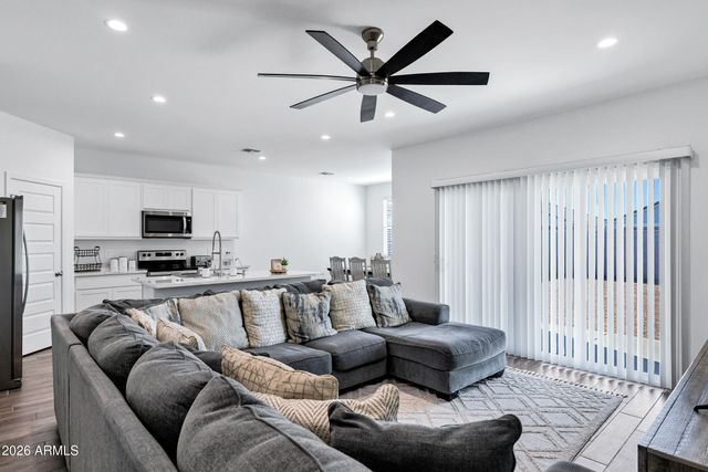 2939 W Shanley Ave Avenue, Apache Junction, AZ 85120