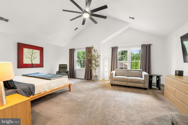 2910 GRAY ST, Oakton, VA 22124