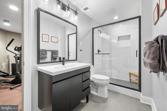 2910 GRAY ST, Oakton, VA 22124