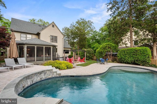2910 GRAY ST, Oakton, VA 22124